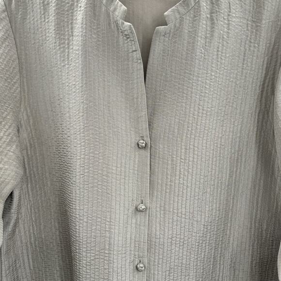 Eileen Fisher Silk Blend Textured Button Blouse Sz M Taupe Old Money Luxury - Picture 3 of 11